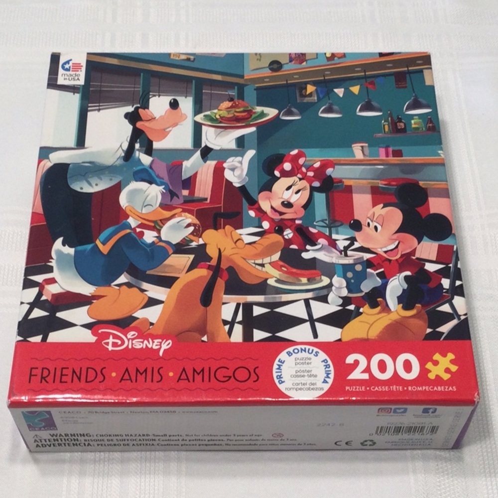 Disney Mickey Mouse Friends, Amis, Amigos, 200 Piece Puzzle USA​